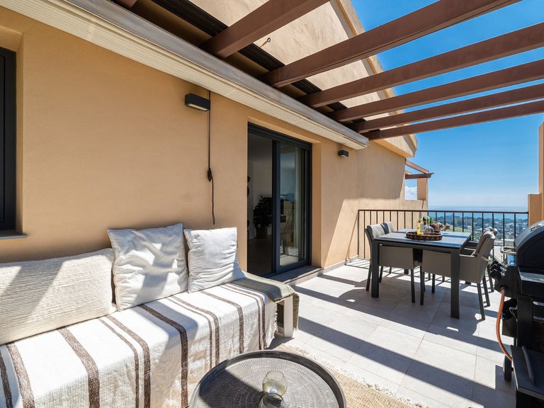 Apartment for Sale in Benahavís, Malaga 9