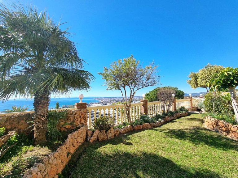 Villa for Sale in Benalmadena, Malaga 32