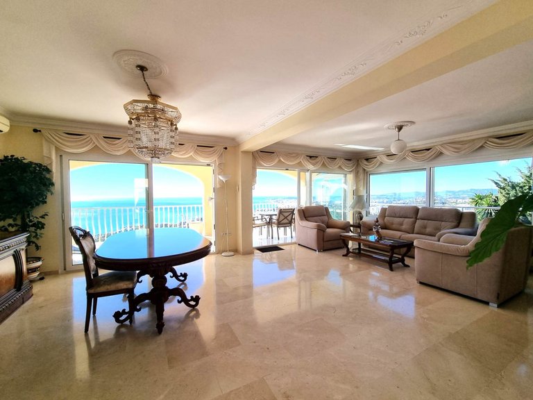 Villa for Sale in Benalmadena, Malaga 4
