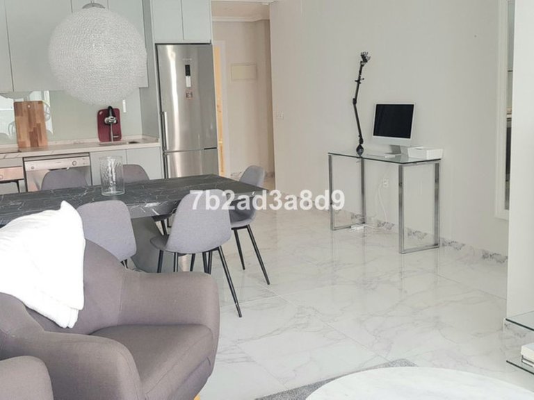 Apartment for Sale in Nueva Andalucía, Malaga 15