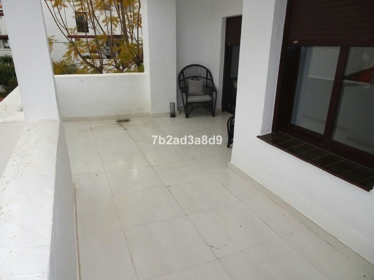 Apartment for Sale in Nueva Andalucía, Malaga 5