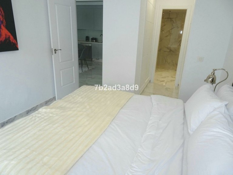 Apartment for Sale in Nueva Andalucía, Malaga 9