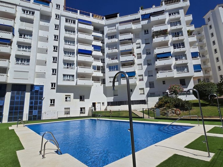 Apartment for Sale in Nueva Andalucía, Malaga 1
