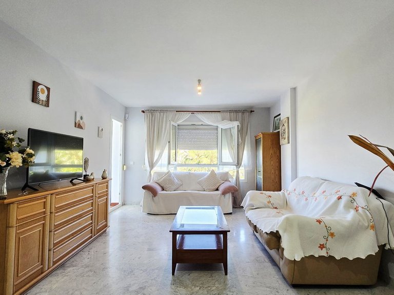 Apartment for Sale in Nueva Andalucía, Malaga 21