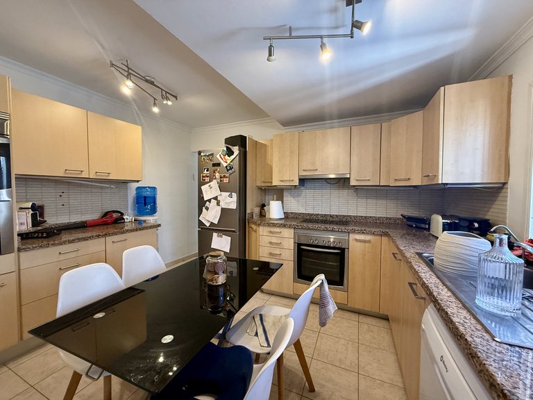 Villa for Sale in Nueva Andalucía, Malaga 11