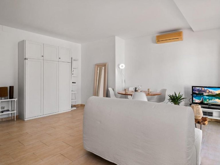 Villa for Sale in Nueva Andalucía, Malaga 41