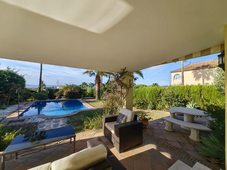 Villa for Sale in Estepona, Malaga 13