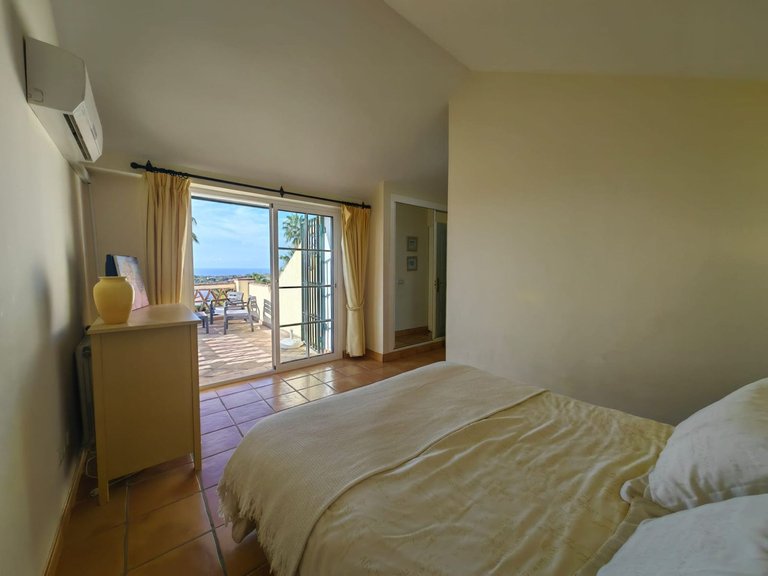 Villa for Sale in Estepona, Malaga 43