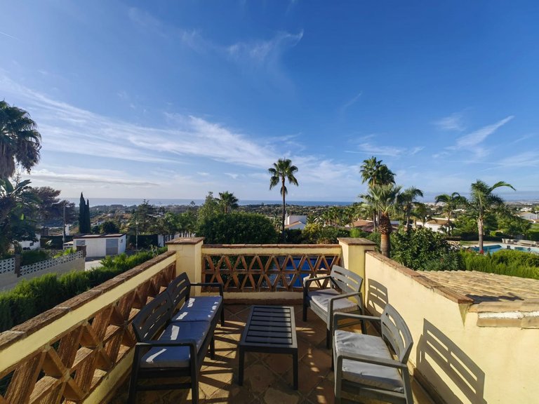 Villa for Sale in Estepona, Malaga 46