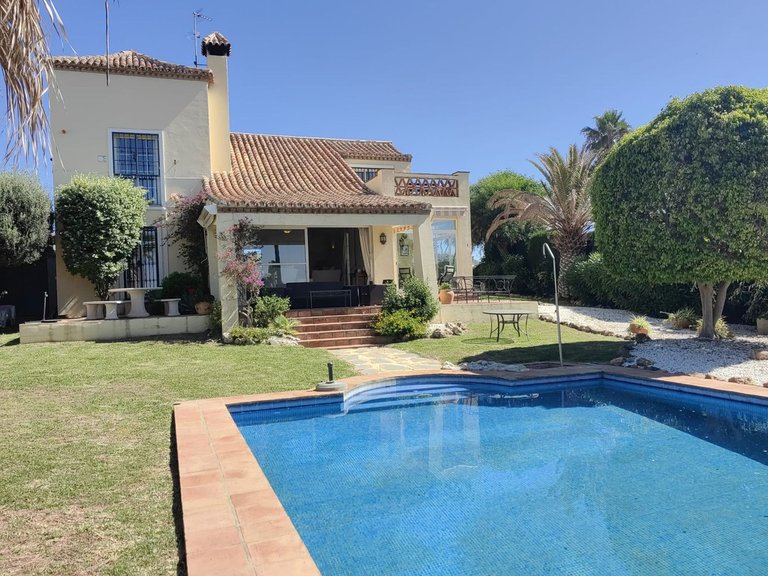 Villa for Sale in Estepona, Malaga 60