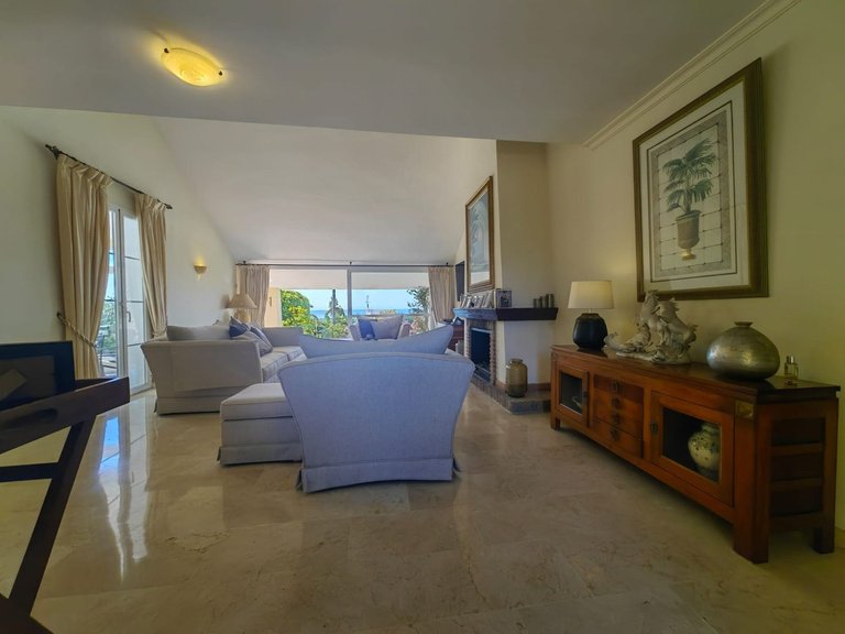 Villa for Sale in Estepona, Malaga 7