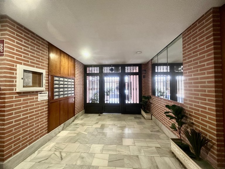 Apartment for Sale in Torrevieja, Alicante 23
