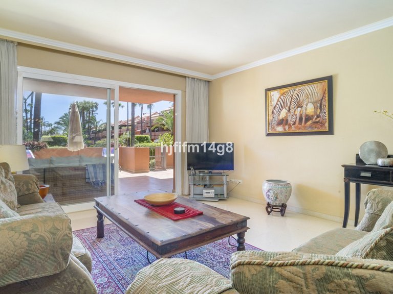 Apartment for Sale in Puerto Banús, Malaga 7