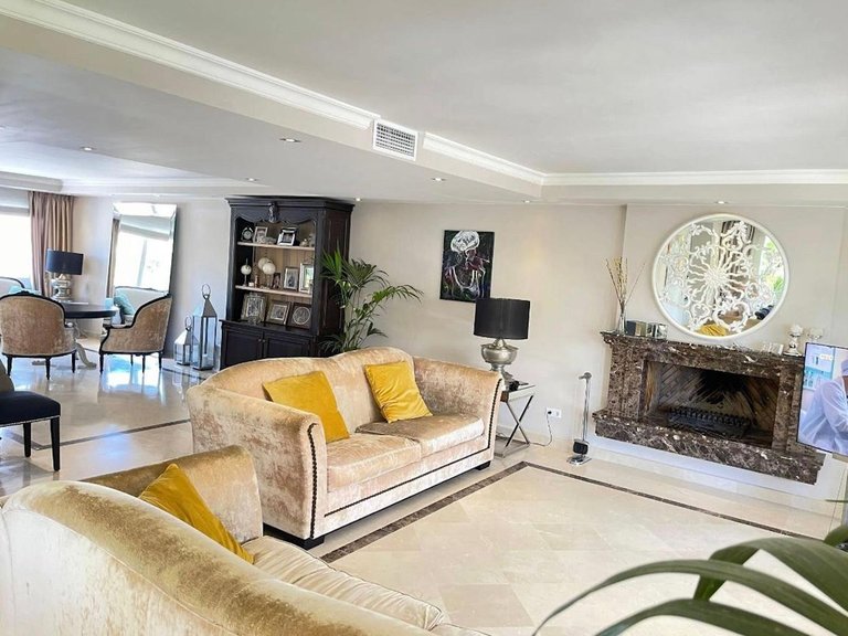 Villa for Sale in Costalita, Malaga 2