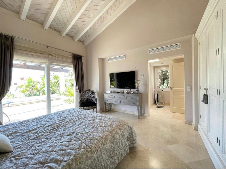 Villa for Sale in Costalita, Malaga 3
