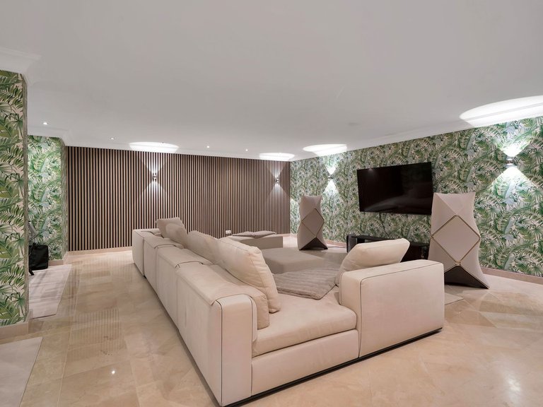 Villa for Sale in Benahavís, Malaga 14