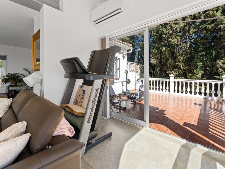 Villa for Sale in Fuengirola, Malaga 15