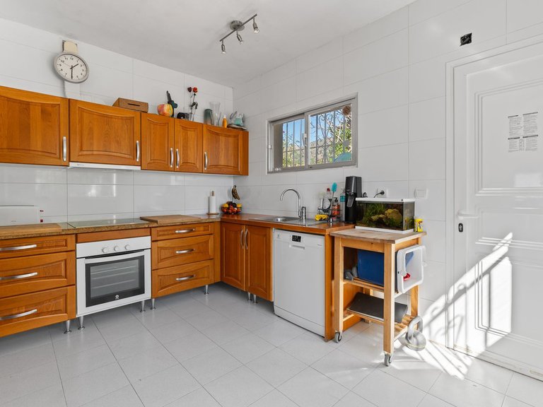Villa for Sale in Fuengirola, Malaga 35