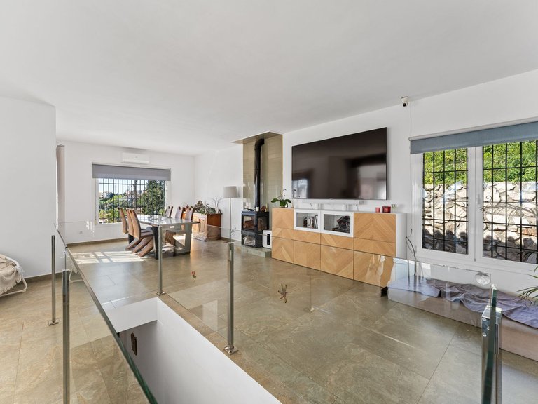 Villa for Sale in Fuengirola, Malaga 8