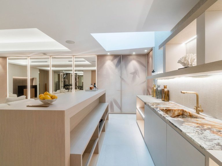 Villa for Sale in Nueva Andalucía, Malaga 30