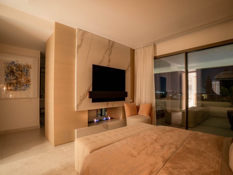 Villa for Sale in Nueva Andalucía, Malaga 52