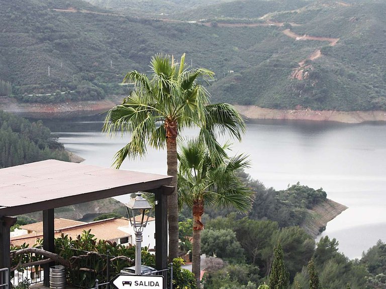 Villa for Sale in Istán, Malaga 18