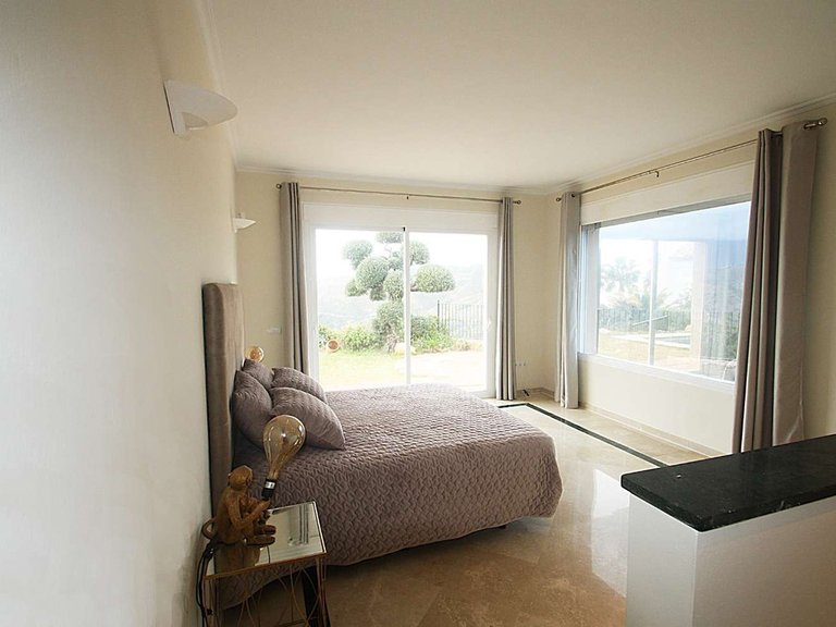 Villa for Sale in Istán, Malaga 26