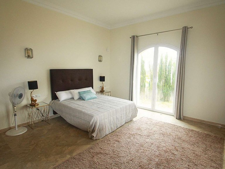 Villa for Sale in Istán, Malaga 33