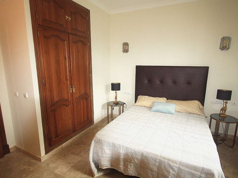Villa for Sale in Istán, Malaga 37