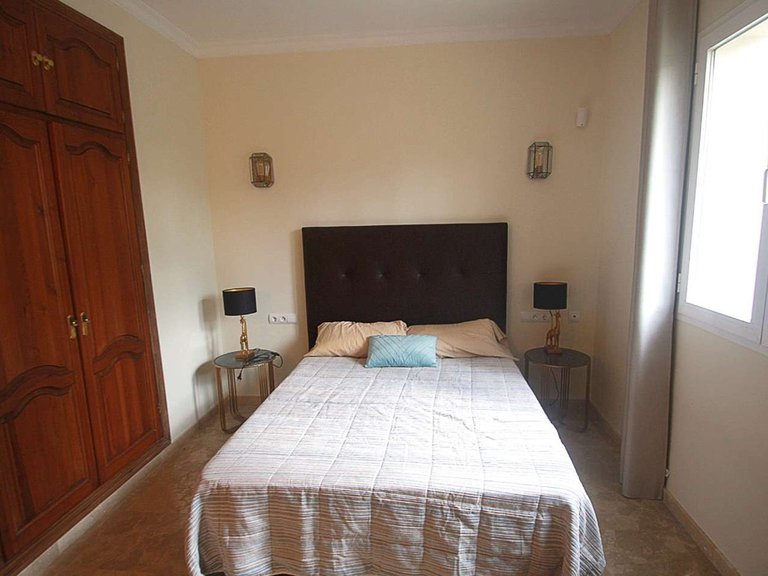 Villa for Sale in Istán, Malaga 38