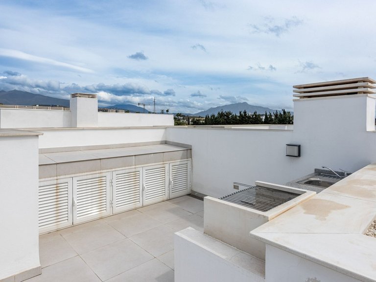 Villa for Sale in Bel Air, Malaga 22
