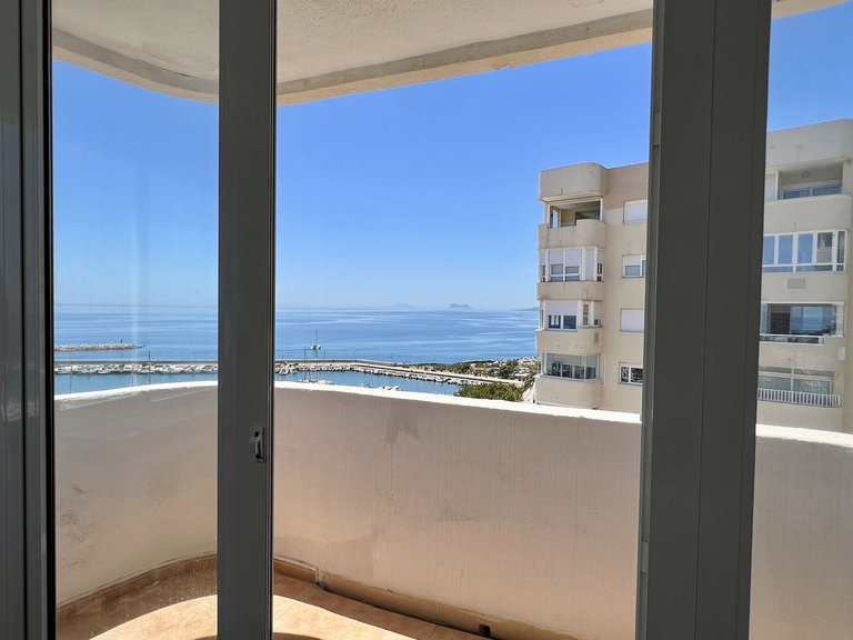 Apartment for Sale in Estepona, Malaga 10