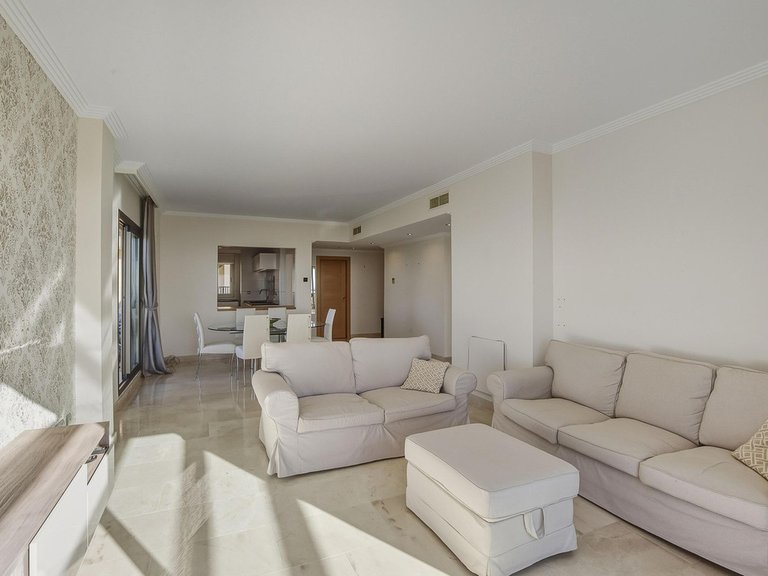 Apartment for Sale in Benahavís, Malaga 5