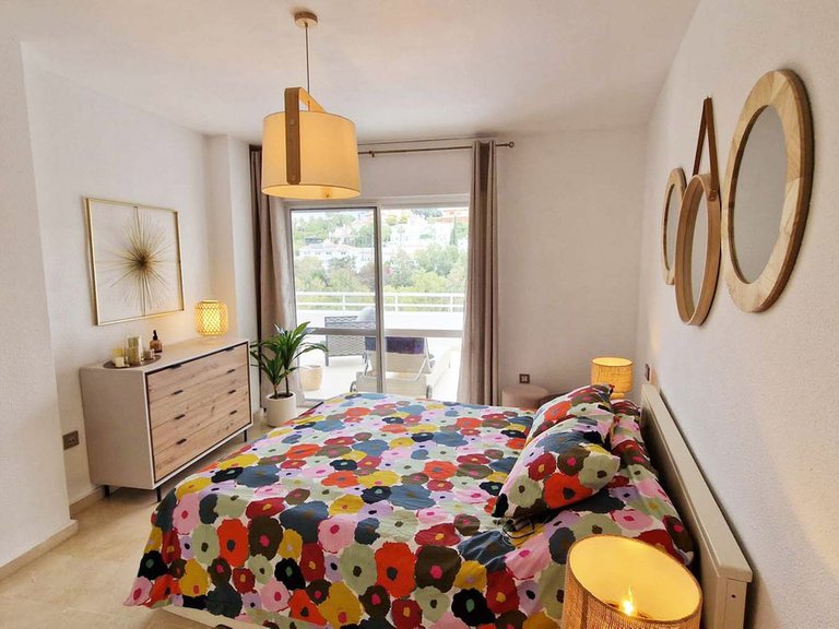 Apartment for Sale in Benalmadena Costa, Malaga 32