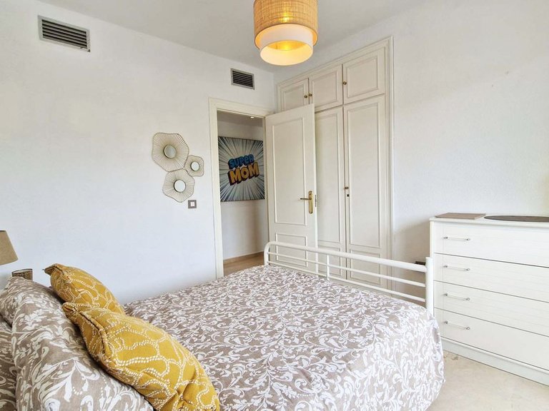 Apartment for Sale in Benalmadena Costa, Malaga 34