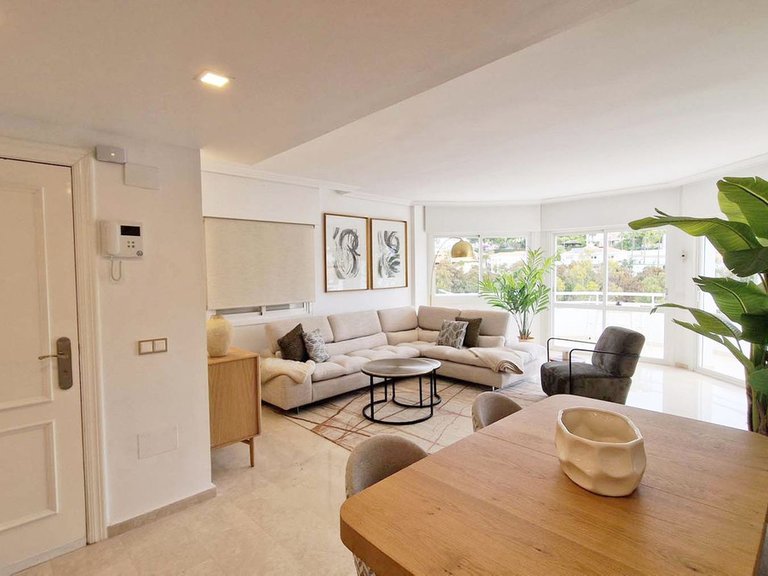 Apartment for Sale in Benalmadena Costa, Malaga 4