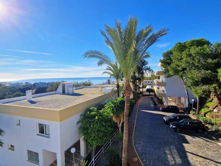 Apartment for Sale in Benalmadena Costa, Malaga 51