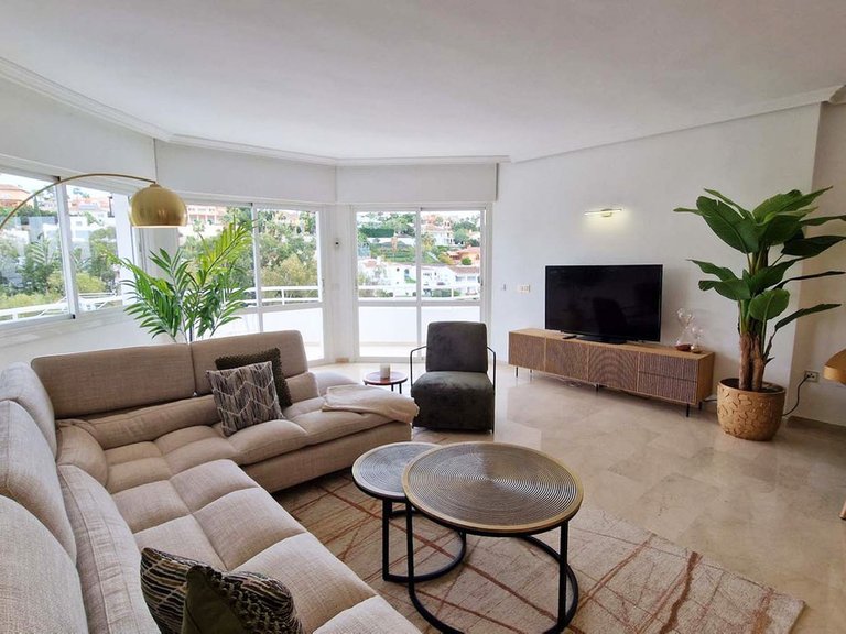 Apartment for Sale in Benalmadena Costa, Malaga 8