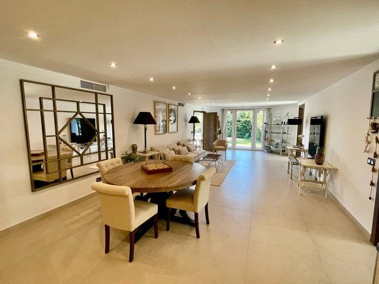 Villa for Sale in San Pedro De Alcántara, Malaga 23