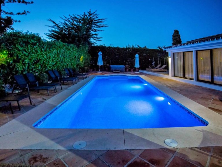 Villa for Sale in San Pedro De Alcántara, Malaga 28