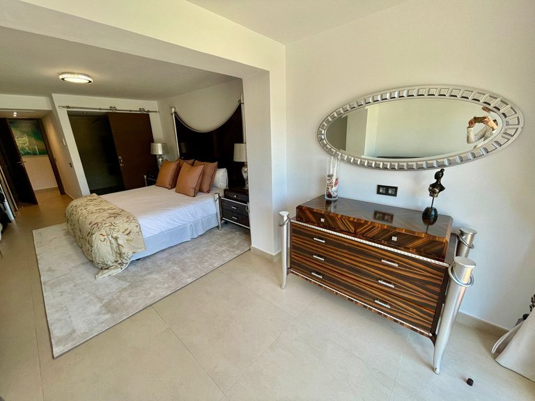Villa for Sale in San Pedro De Alcántara, Malaga 37