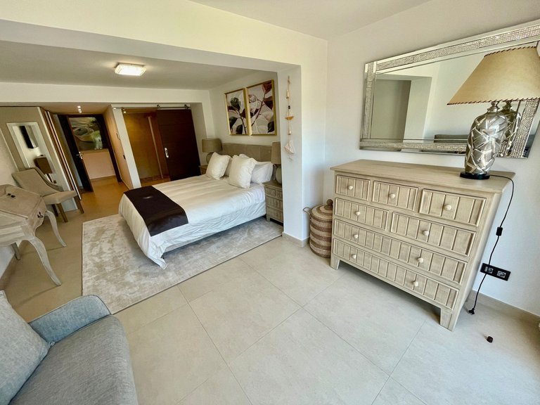Villa for Sale in San Pedro De Alcántara, Malaga 38