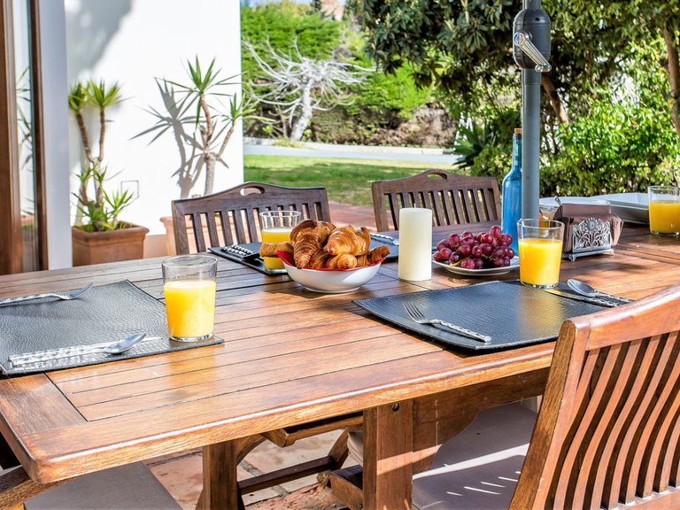 Villa for Sale in San Pedro De Alcántara, Malaga 53