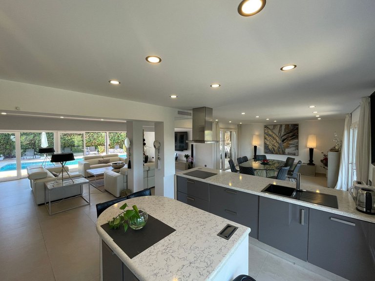 Villa for Sale in San Pedro De Alcántara, Malaga 6