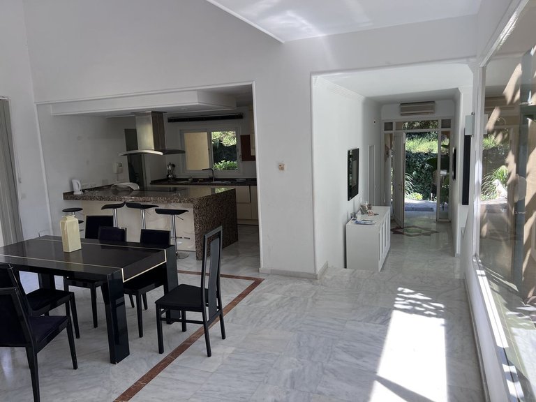 Villa for Sale in Bahía De Marbella, Malaga 11