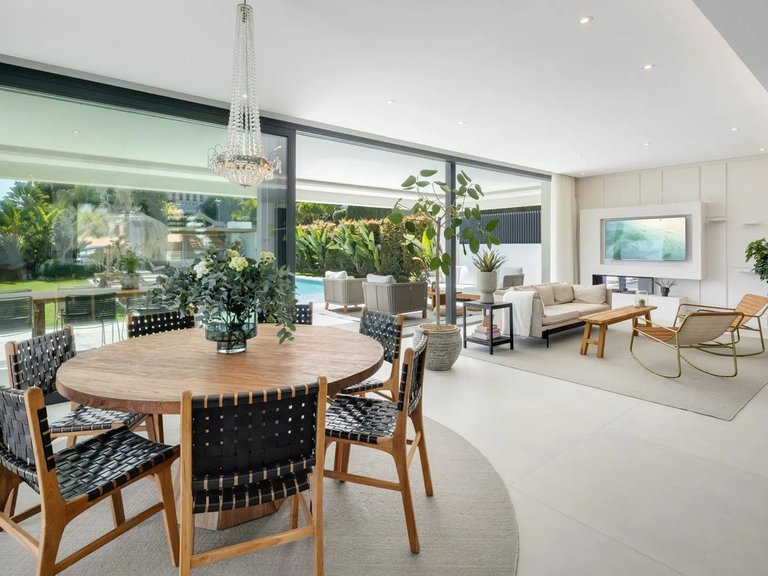 Villa for Sale in Costa del Sol Marbella, Malaga 12