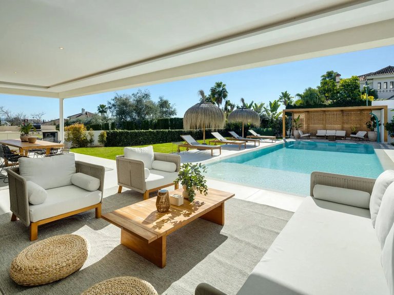 Villa for Sale in Costa del Sol Marbella, Malaga 6