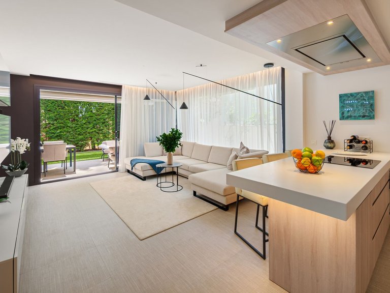 Apartment for Sale in Carib Playa, Malaga 2