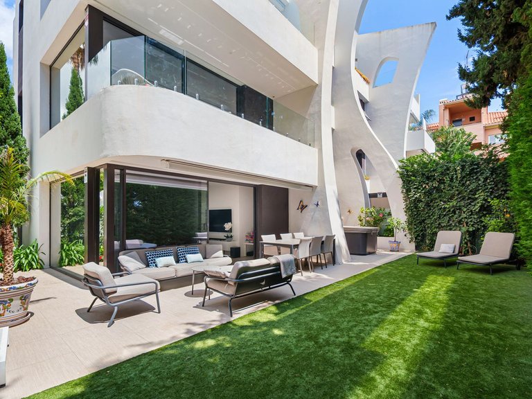 Apartment for Sale in Carib Playa, Malaga 23
