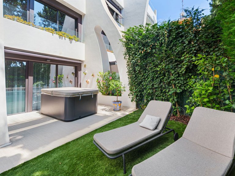 Apartment for Sale in Carib Playa, Malaga 30